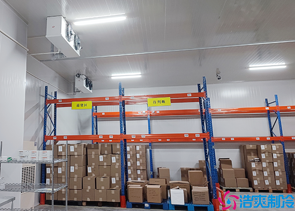 酒店雙溫日皮网站在线观看