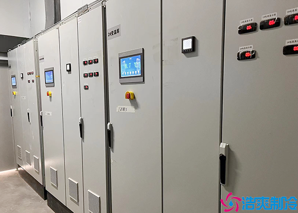 廚房雙溫日皮网站在线观看